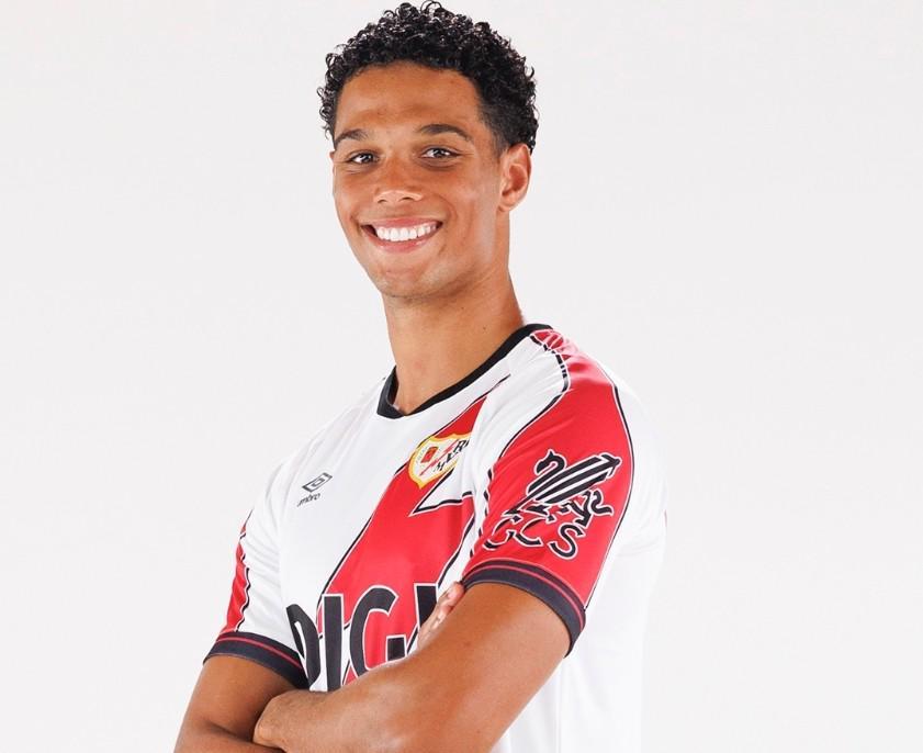 开云注册入口-官方：埃托奥之子艾蒂安-埃托奥租借加盟黄潜，他将为B队效力