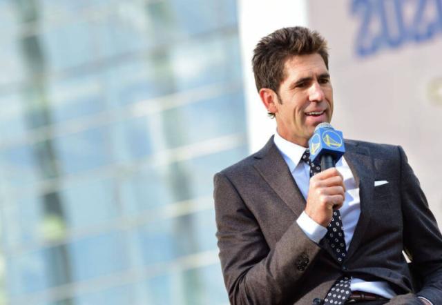 开云注册入口-库里科尔双双否定交易可能 勇士将迎截止日平安夜